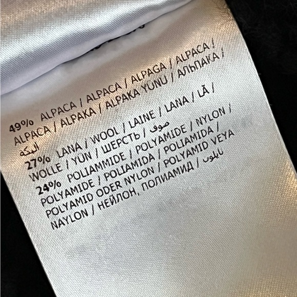 Moncler Wool Hat, NEW only black is available, NEW - Picture 8 of 11